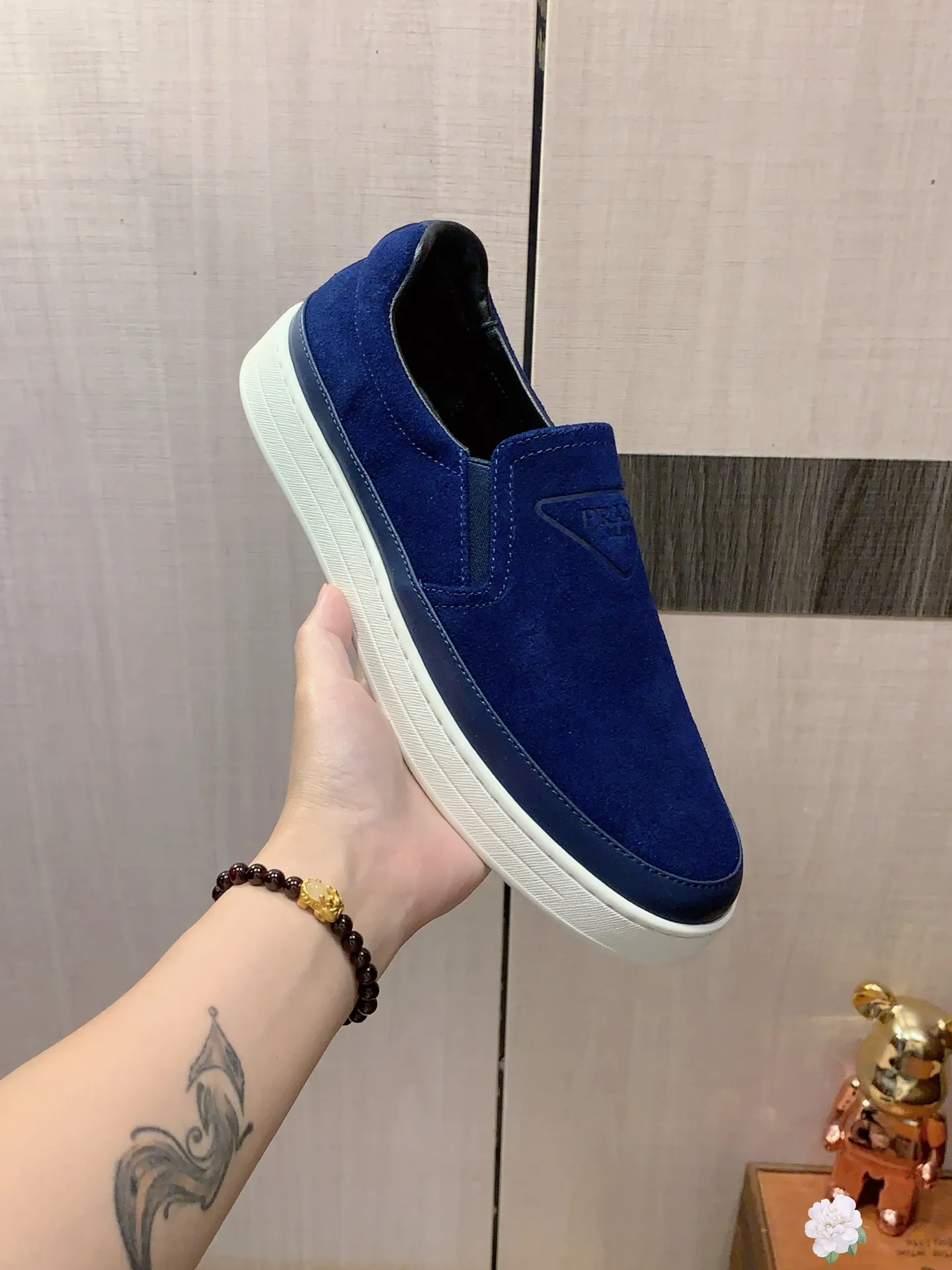 Men's Men's Shoes💰442💰💰🎩🎩[Lightning][Lightning] "PRADA*" The latest and most popular casual shoes, top brand [seduce] luxury ~ purchasing agency, top quality ~. [Strong] The upper is made of imported breathable cowhide with material ➕ breathable sheepskin feet (•) and fine workmanship. The original stylish and stylish soft rubber wear-resistant and non-slip outsole is light and comfortable on the feet. The real thing looks better when photographed. b66: code: 38-44, 4️⃣ colors selected